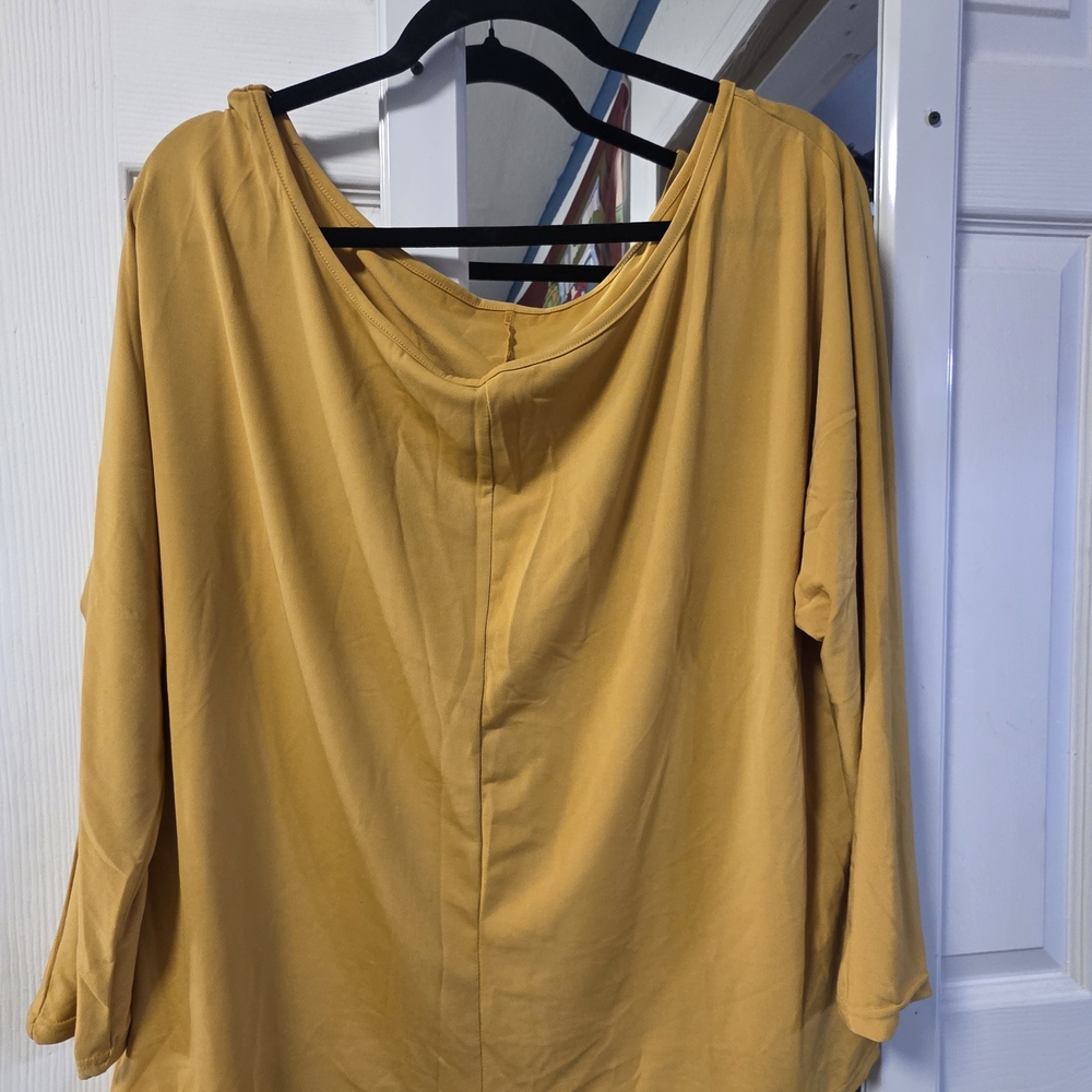Shein Bundle - Picture 5 of 8